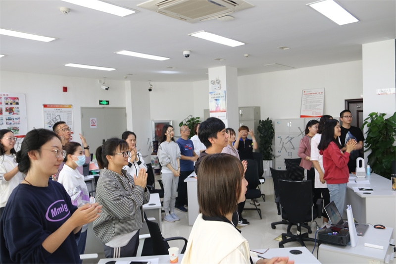 大理古城中成村鎮銀行凝聚力主題團建活動